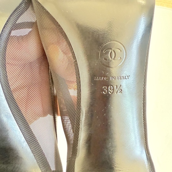 CHANEL Black Satin mesh Captoe CC logo embellished Pointed toe pumps EU 39.5 - Picture 10 of 11